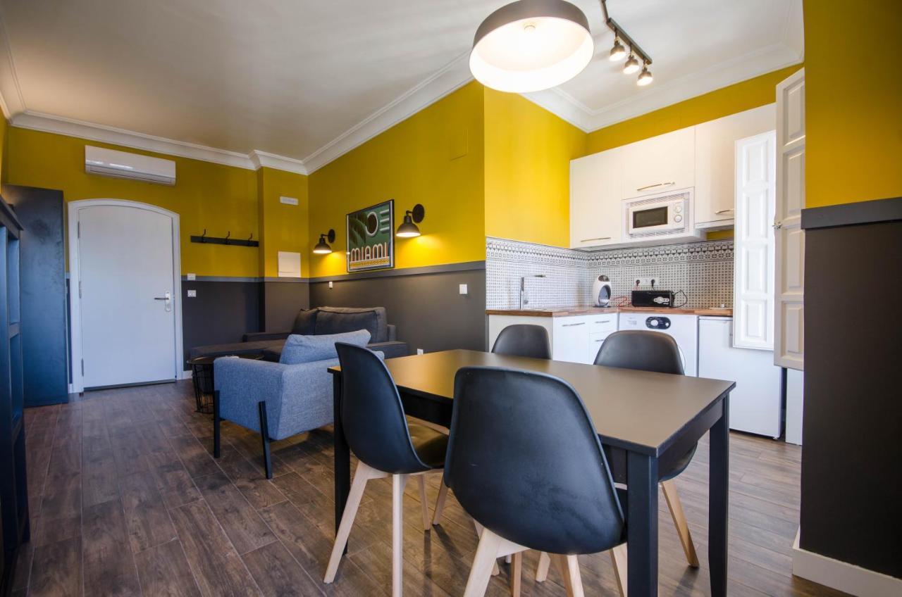 Apartamentos Suites Roma Mérida Buitenkant foto
